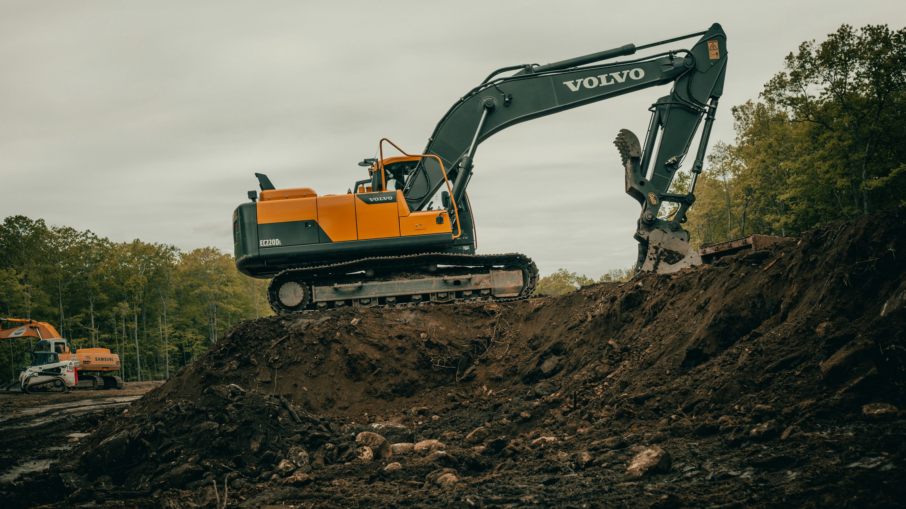 Excavator